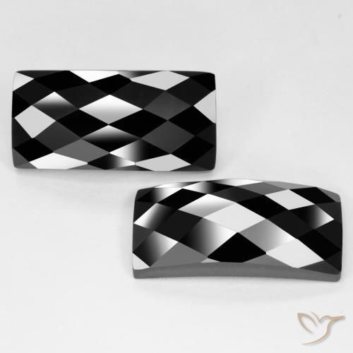 Gemas de Espinela Negro natural de 25.66 ct, Corte Baguette, Opaco