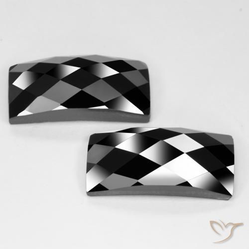 Gemas de Espinela Negro natural de 29.48 ct, Corte Baguette, Opaco