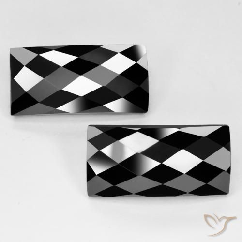 Gemas de Espinela Negro natural de 25.41 ct, Corte Baguette, Opaco