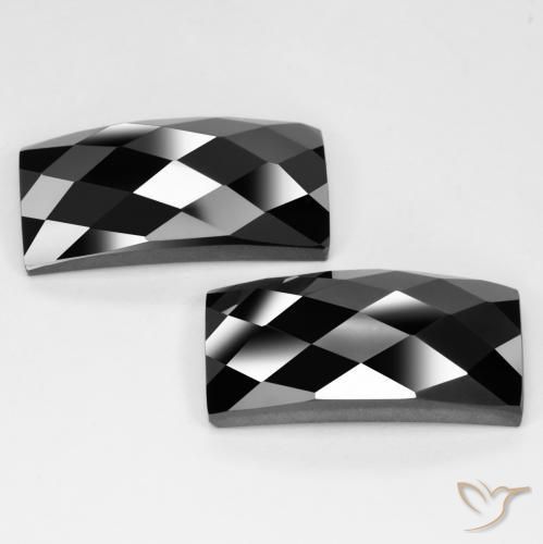 Gemas de Espinela Negro natural de 29.37 ct, Corte Baguette, Opaco