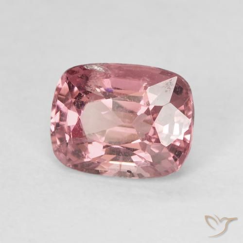 Espinela Rosado claro natural de 1.39 ct, Forma Cojín, VS