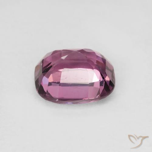Espinela Púrpura ciruela natural de 1.73 ct, Forma Cojín, VVS-VS