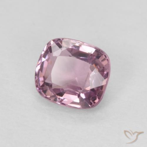 Espinela Rosado claro natural de 0.58 ct, Forma Cojín, VVS-VS