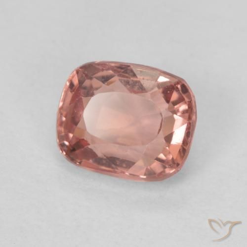 Espinela Rojo cálido natural de 0.71 ct, Forma Cojín, VVS-VS