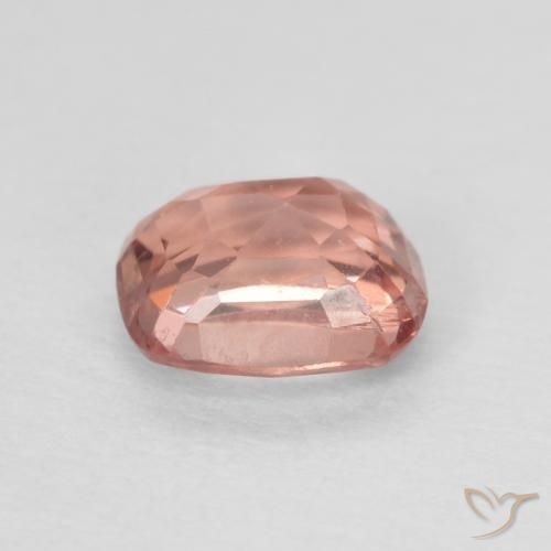 Espinela Rojo cálido natural de 0.71 ct, Forma Cojín, VVS-VS