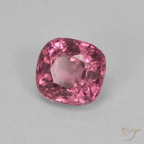 Espinela Púrpura medio natural de 0.63 ct, Forma Cojín, VVS-VS