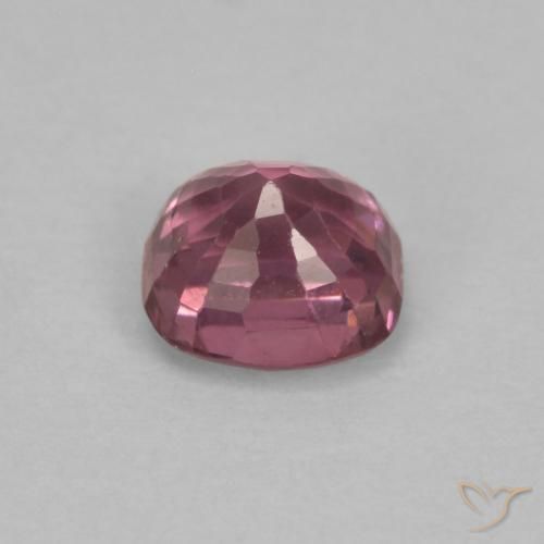 Espinela Púrpura medio natural de 0.63 ct, Forma Cojín, VVS-VS