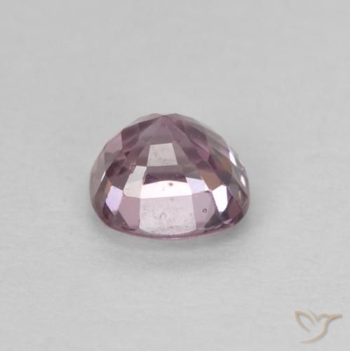 Espinela Púrpura medio natural de 0.58 ct, Forma Cojín, VVS-VS