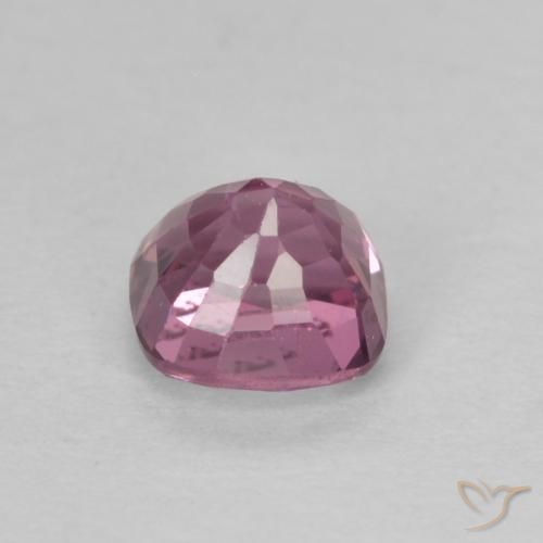 Espinela Púrpura medio natural de 0.79 ct, Forma Cojín, VVS-VS