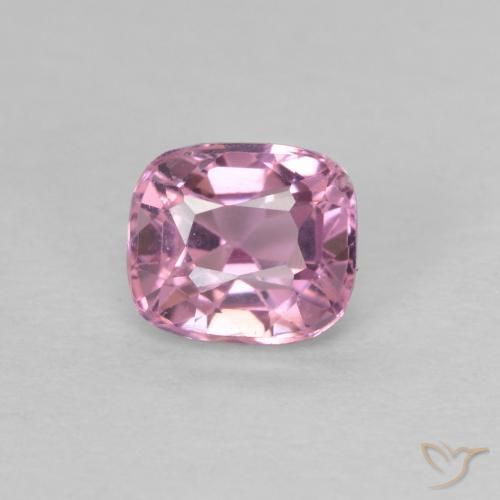 0.59ct Natural Medium Light-Pink Espinela, Forma Cojín, VVS-VS