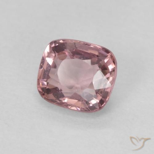 Espinela Rosado medio natural de 0.64 ct, Forma Cojín, VVS-VS