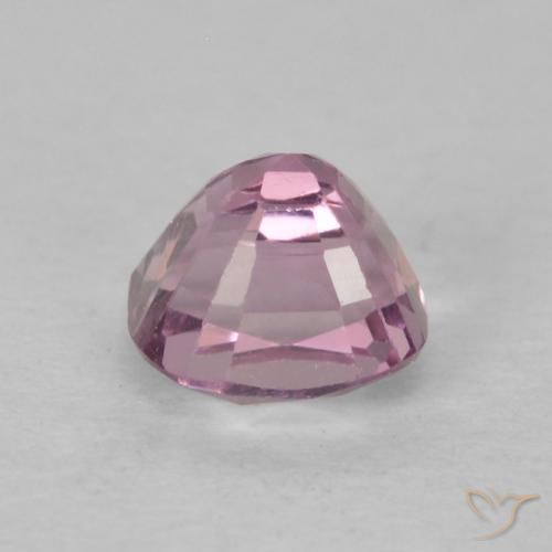 Espinela Púrpura claro natural de 0.72 ct, Forma Cojín, VS