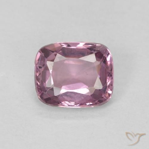 0.54ct Natural Rosado intenso Espinela, Forma Cojín, VVS