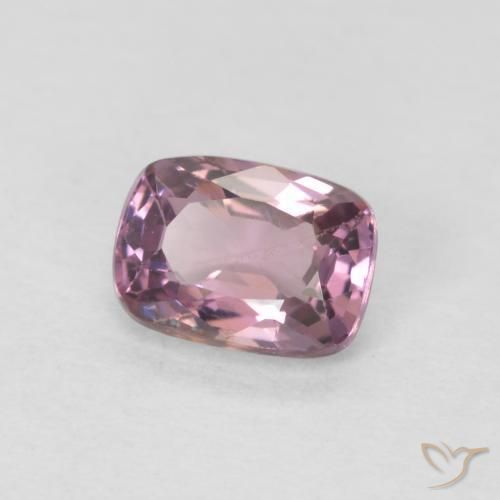 Espinela Púrpura claro natural de 0.50 ct, Forma Cojín, VS