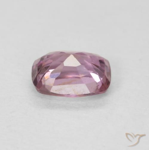 Espinela Púrpura claro natural de 0.50 ct, Forma Cojín, VS