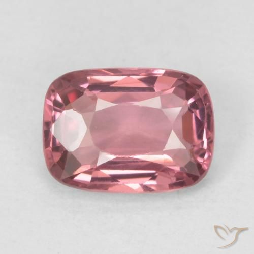 0.63ct Natural Medium Dark-Purple espinela, Forma Cojín, VS