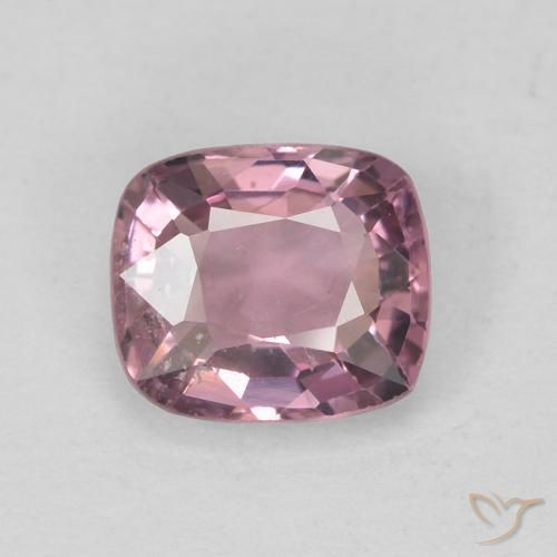 0.68ct Natural Medium Dark-Purple Espinela, Forma Cojín, VS