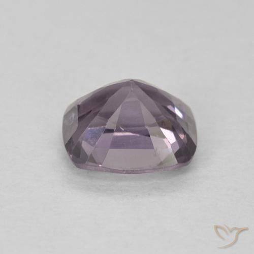 Espinela Púrpura medio natural de 0.66 ct, Forma Cojín, VS