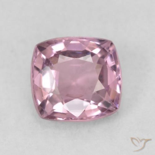 0.69ct Natural Púrpura rojizo claro Espinela, Forma Cojín, VVS