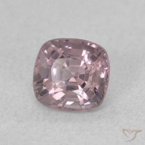 Espinela Púrpura rosado natural de 0.55 ct, Forma Cojín, VVS