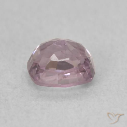 Espinela Púrpura claro natural de 0.56 ct, Forma Cojín, VVS