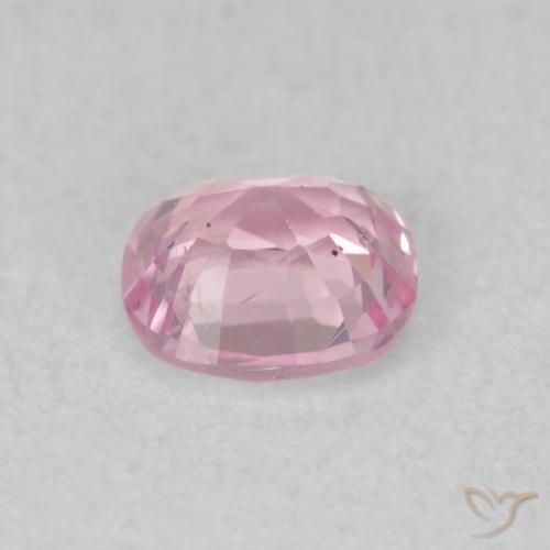 Espinela Rosado blubblegum muy claro natural de 0.52 ct, Forma Cojín, VS