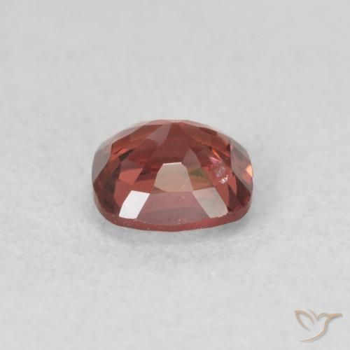 Espinela Rojo claro natural de 0.54 ct, Forma Cojín, VS