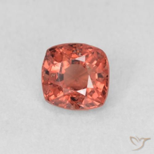 Espinela Rosado medio natural de 0.53 ct, Forma Cojín, VS