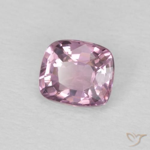 Espinela Púrpura rosáceo claro natural de 0.59 ct, Forma Cojín, VVS-VS