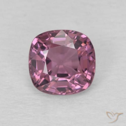 0.82ct Natural Púrpura medio espinela, Forma Cojín, VVS-VS, Photo A
