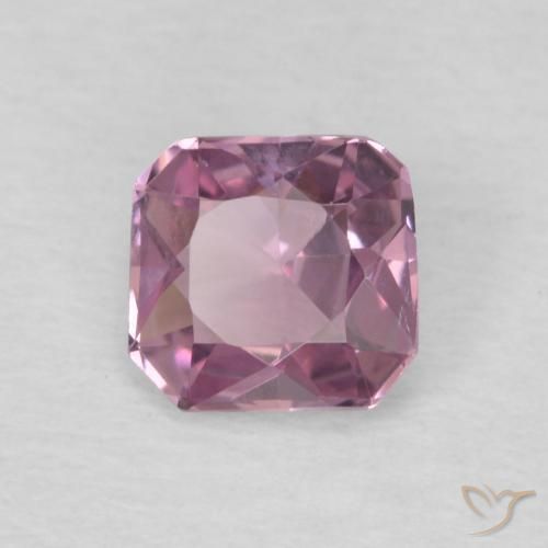 Espinela Púrpura medio natural de 0.78 ct, Corte Octágono / Esmeralda, VVS-VS