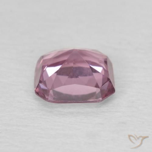 Espinela Púrpura medio natural de 0.78 ct, Corte Octágono / Esmeralda, VVS-VS