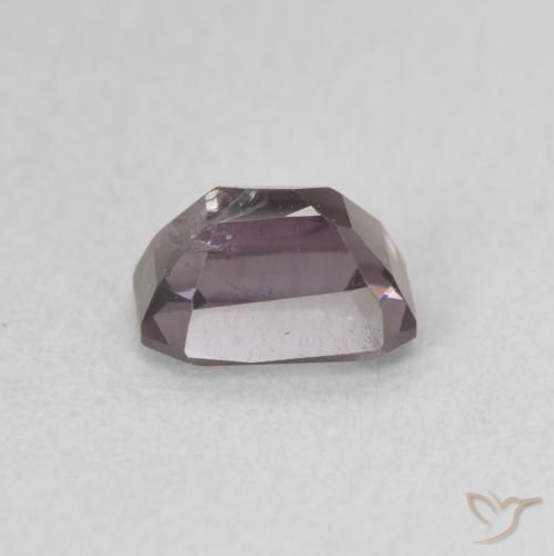 Espinela Púrpura oscuro natural de 0.78 ct, Corte Octágono / Esmeralda, VS
