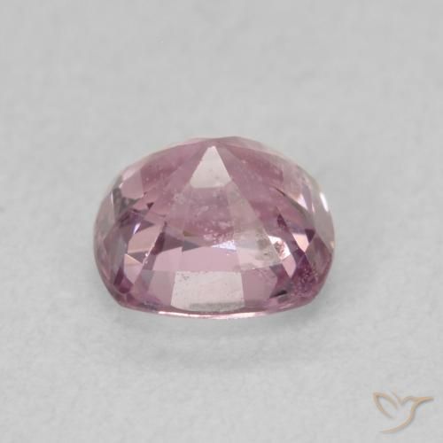 Espinela Rosado claro natural de 0.84 ct, Forma Cojín, VS