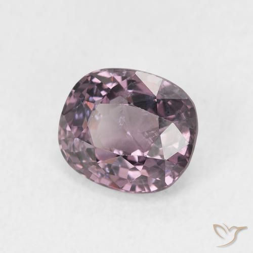 espinela Púrpura oscuro natural de 1.11 ct, Forma Cojín, VVS-VS