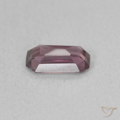 Espinela Rosado magenta oscuro natural de 0.55 ct, Corte Octágono / Esmeralda, VS