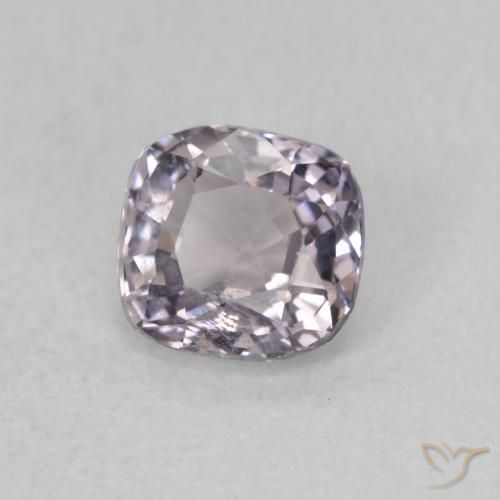Espinela Gris natural de 0.64 ct, Forma Cojín, VS