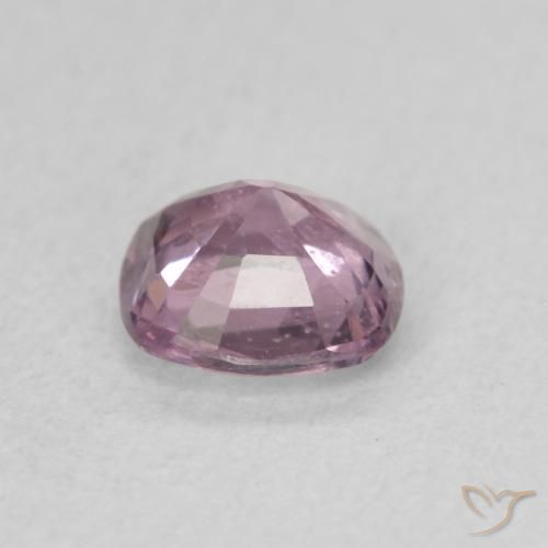 Espinela Rosa natural de 0.71 ct, Forma Cojín, VS