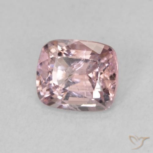 Espinela Rosado claro natural de 0.79 ct, Forma Cojín, VS