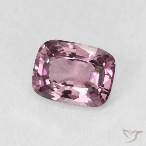 Espinela Rosado magenta medio natural de 1.16 ct, Forma Cojín, VS