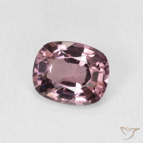 Espinela Púrpura oscuro natural de 1.25 ct, Forma Cojín, VVS-VS