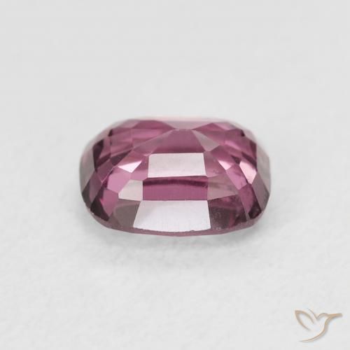 espinela Púrpura medio natural de 1.27 ct, Forma Cojín, VS