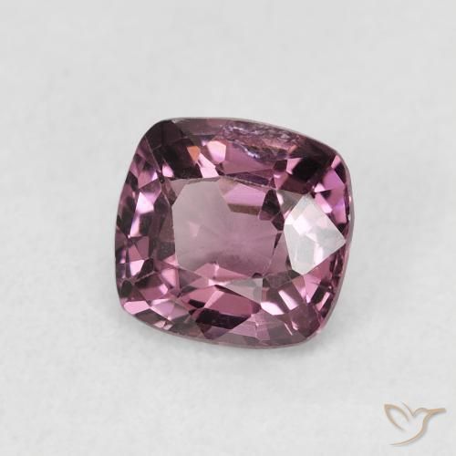Espinela Púrpura rojizo natural de 1.02 ct, Forma Cojín, VS