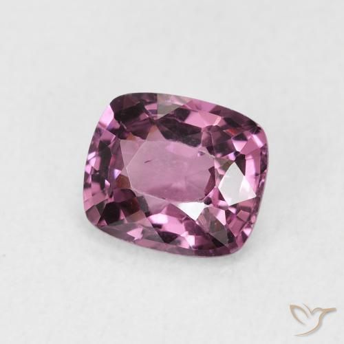 Espinela Púrpura oscuro natural de 1.14 ct, Forma Cojín, VS