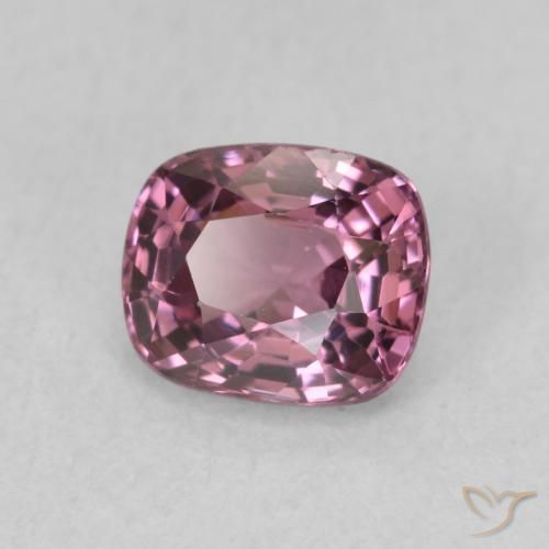 Espinela Medium Dark-Purple natural de 1.05 ct, Forma Cojín, VVS-VS