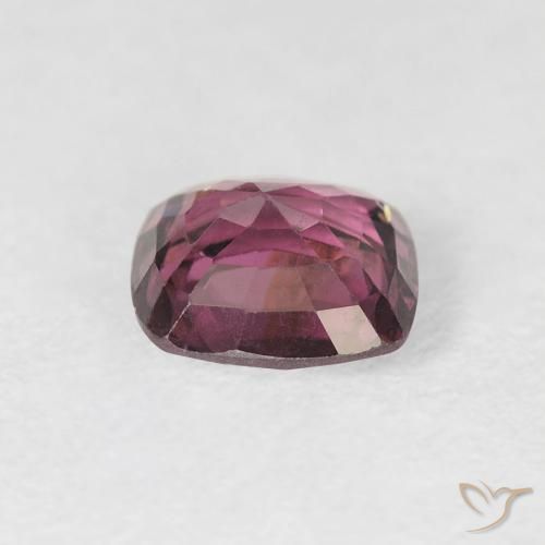 Espinela Púrpura medio natural de 1.15 ct, Forma Cojín, VS