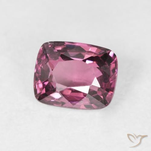Espinela Púrpura medio natural de 0.98 ct, Forma Cojín, VS