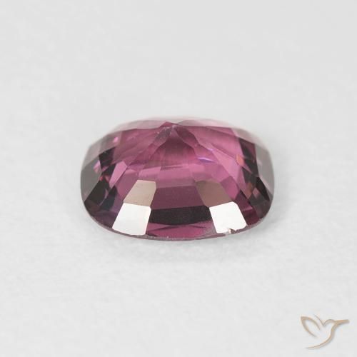 Espinela Rosa oscuro natural de 0.95 ct, Forma Cojín, VS