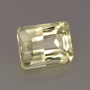 espodumeno Amarillo claro natural de 4.83 ct, corte esmeralda, VS