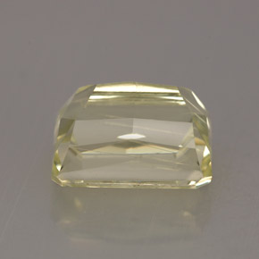 espodumeno Amarillo claro natural de 4.83 ct, corte esmeralda, VS